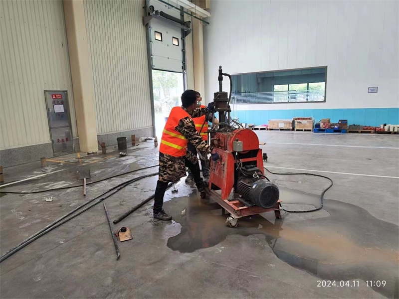 通榆厂房地面下沉塌陷注浆加固施工